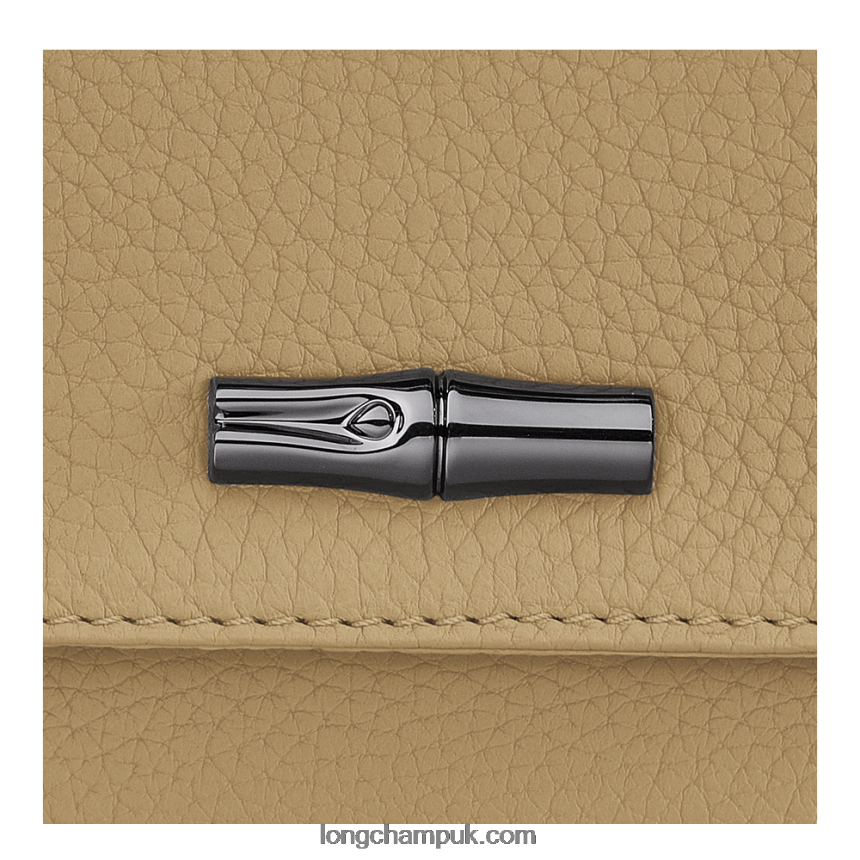 Roseau Essential Clutch Women Longchamp 8RTH8010 Beige